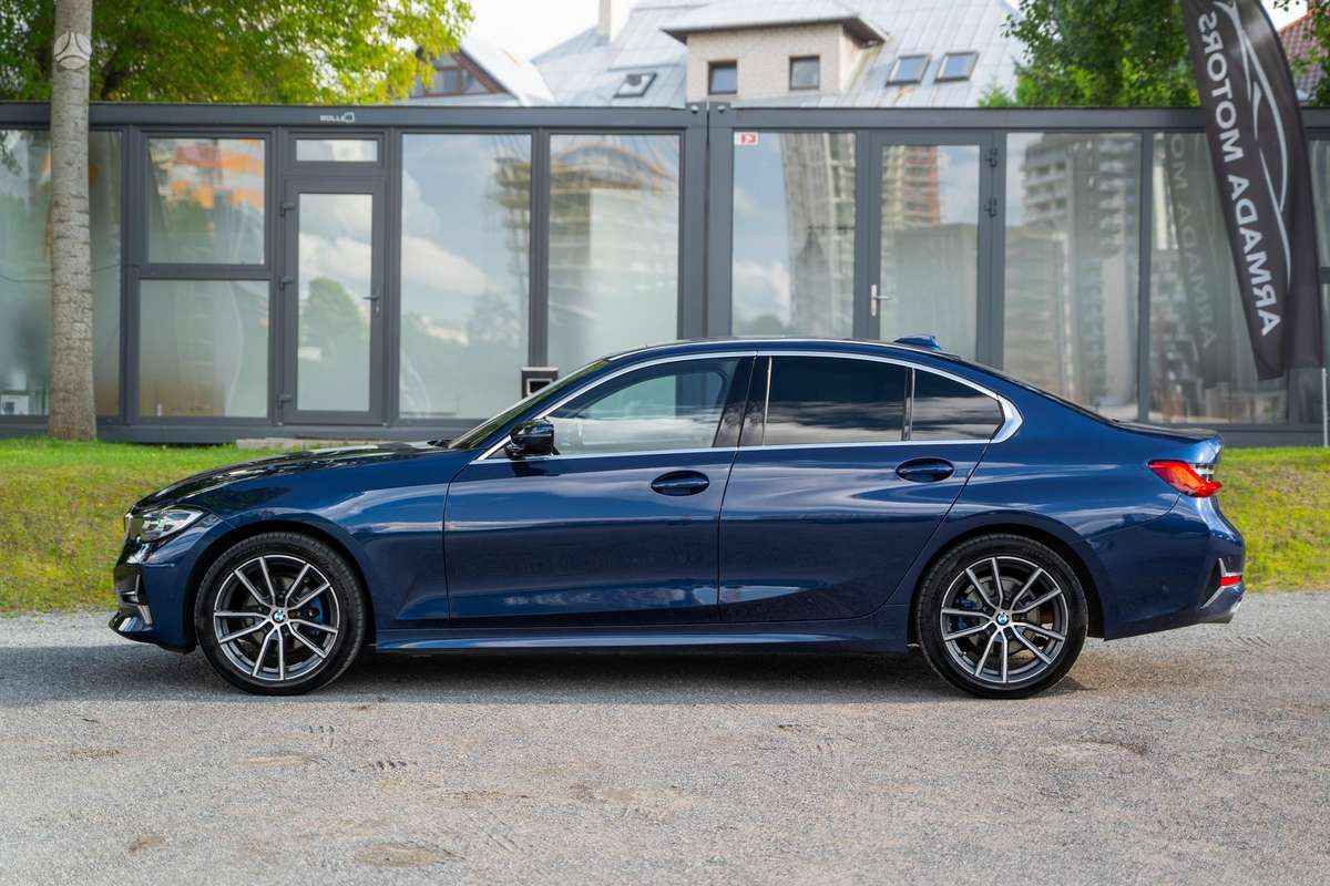 BMW 320, 2.0 l., Седан