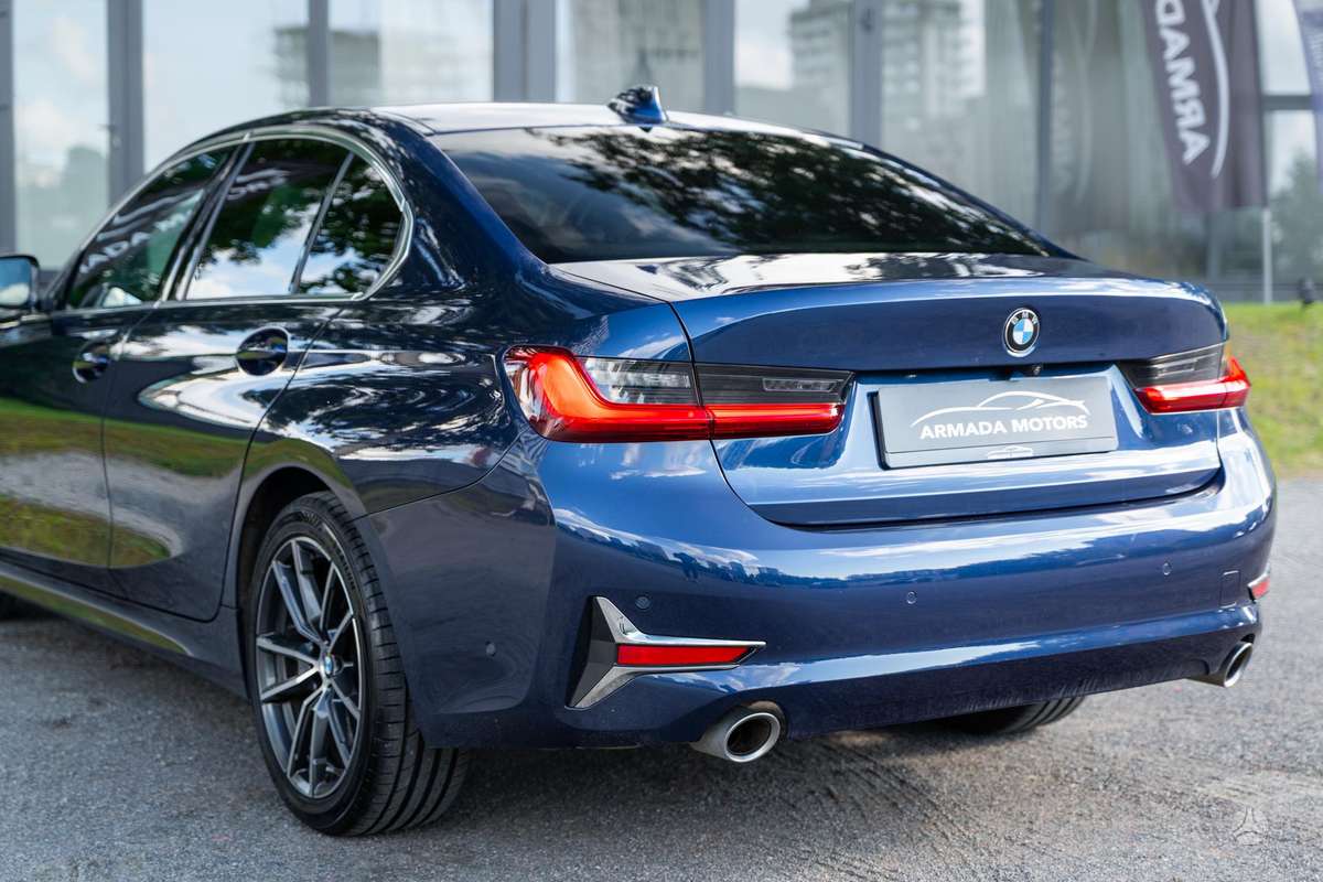 BMW 320, 2.0 l., Седан