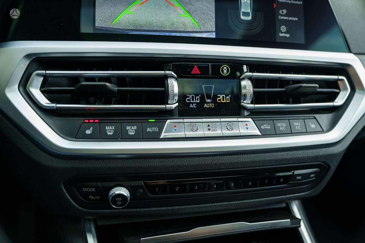 BMW 320, 2.0 l., Седан
