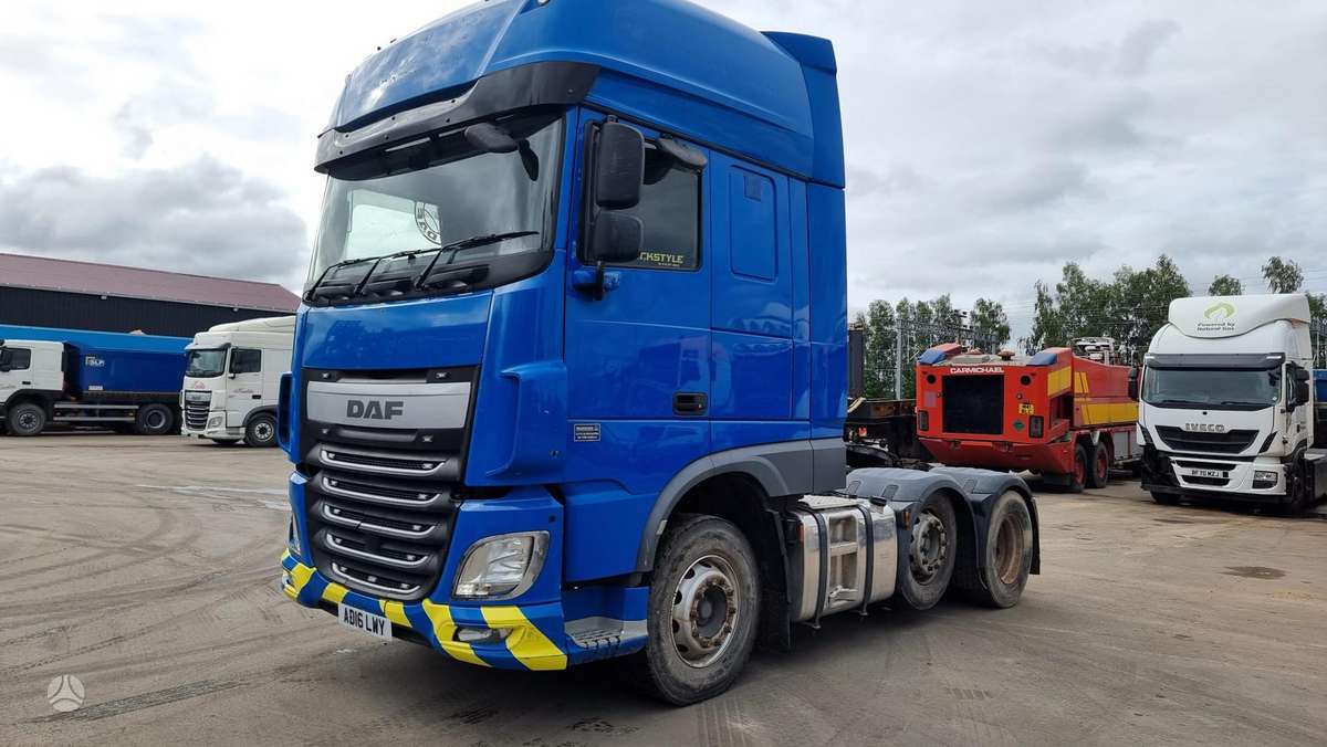 DAF XF 440, double sleeper
