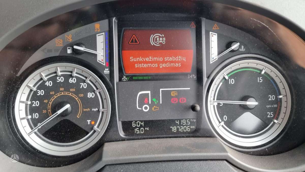 DAF XF 440, 2 miegamosios vietos