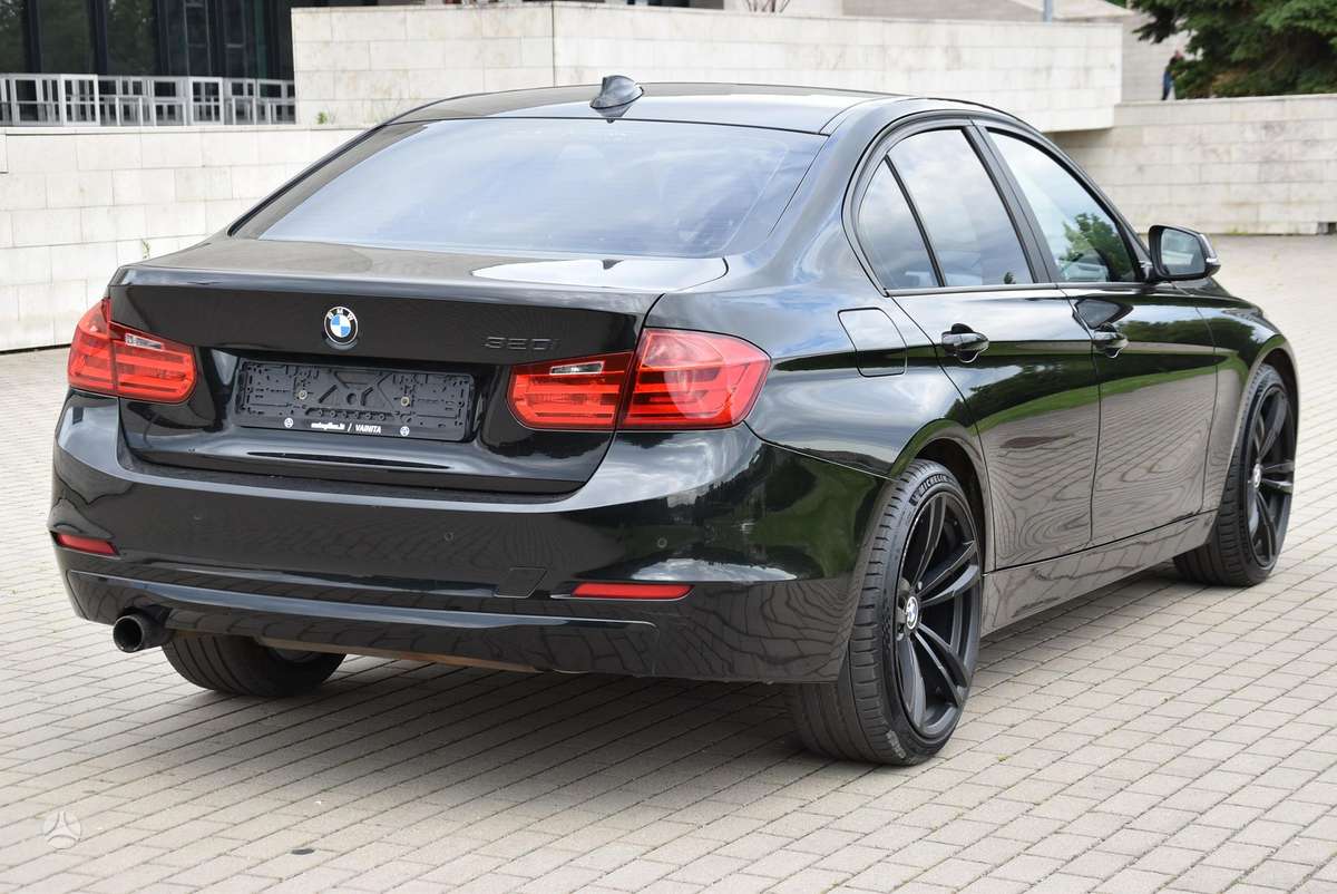 BMW 320, 2.0 l., Седан