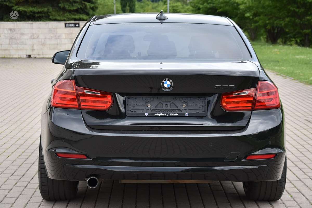 BMW 320, 2.0 l., Седан