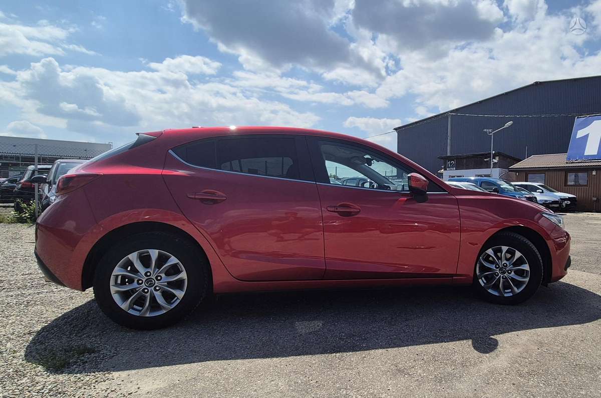 Mazda 3, 2.2 l., Хэтчбек