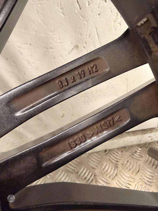 BMW 5, light alloy, R19