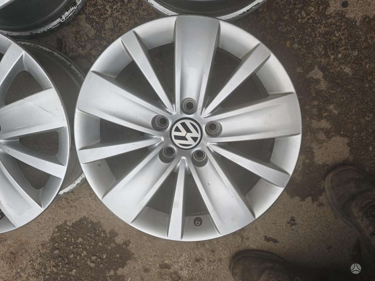 Volkswagen Pasat, light alloy, R16