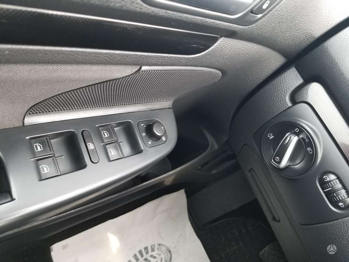 Volkswagen Golf, 1.2 l., Универсал
