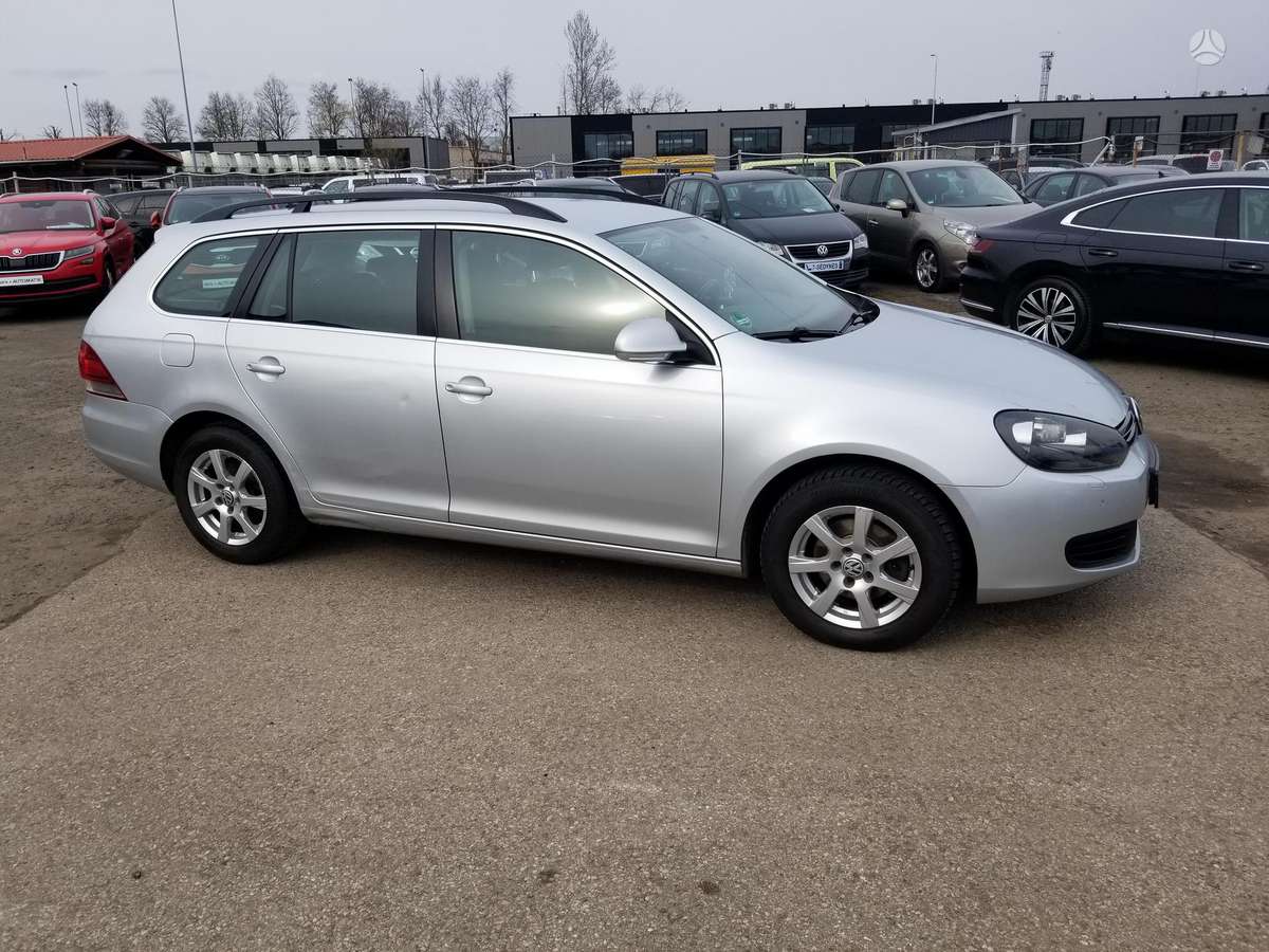 Volkswagen Golf, 1.2 l., Универсал