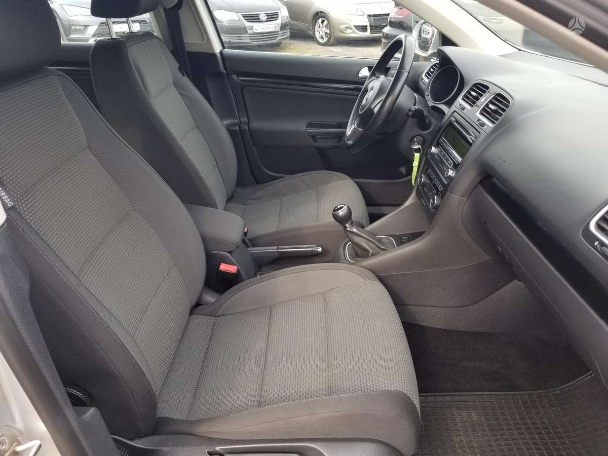 Volkswagen Golf, 1.2 l., Универсал