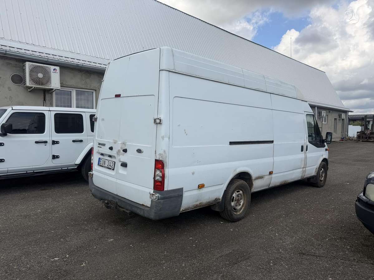 Ford Transit, 2.4 l., cargo van