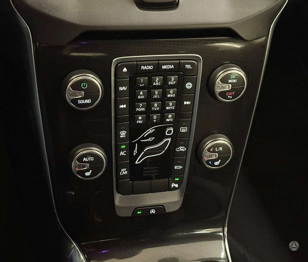 Volvo V40, 2.0 l., Хэтчбек