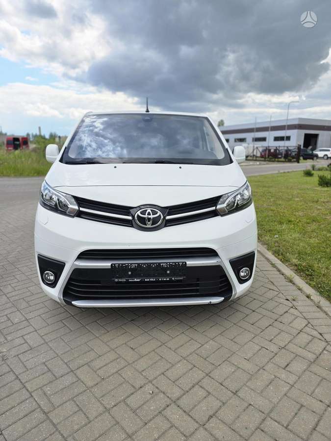 Toyota Proace Verso - 2