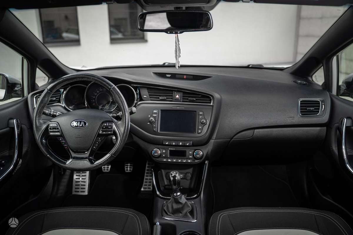 Kia Ceed, 1.6 l., Универсал