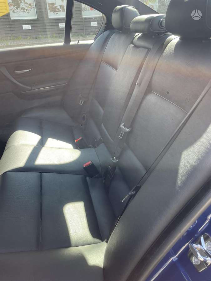 BMW 320, 2.0 l., Седан