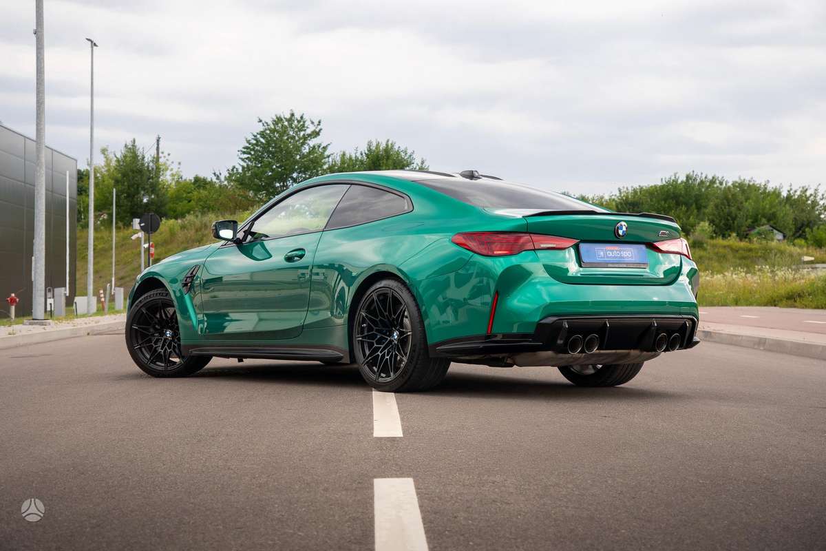 BMW M4, 3.0 l., coupe