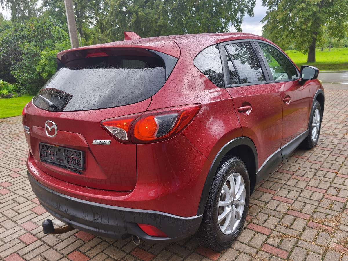 Mazda CX-5, 2.2 l., off-road / crossover