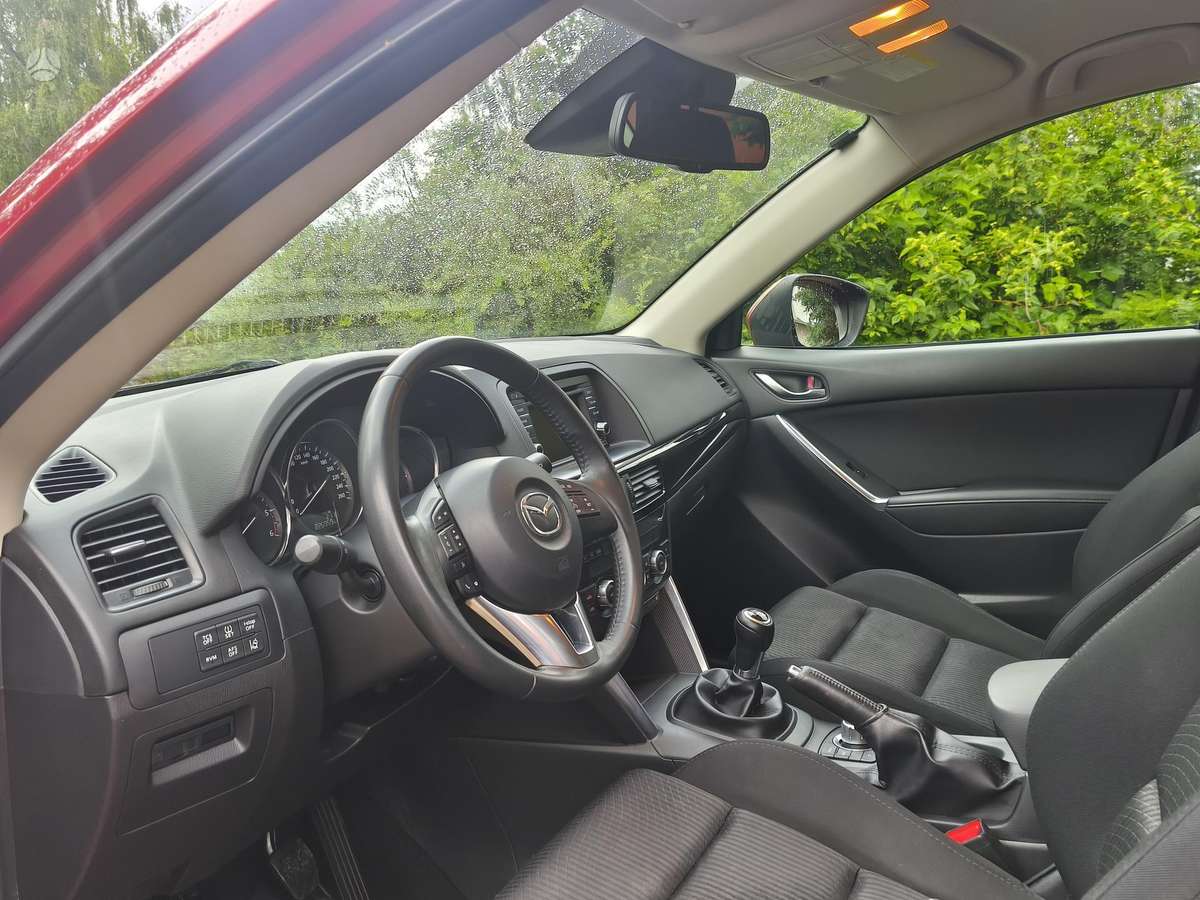 Mazda CX-5, 2.2 l., off-road / crossover
