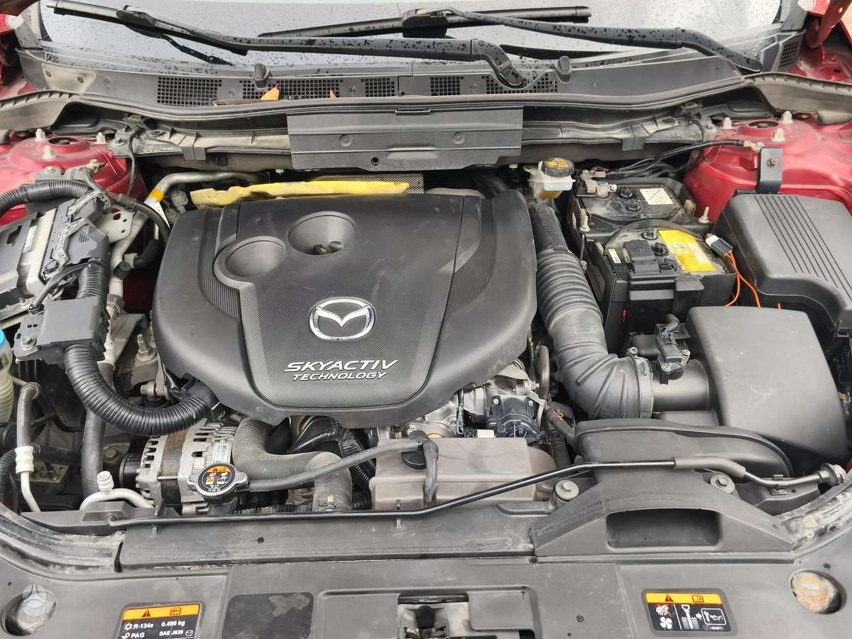 Mazda CX-5, 2.2 l., Внедорожник / Кроссовер