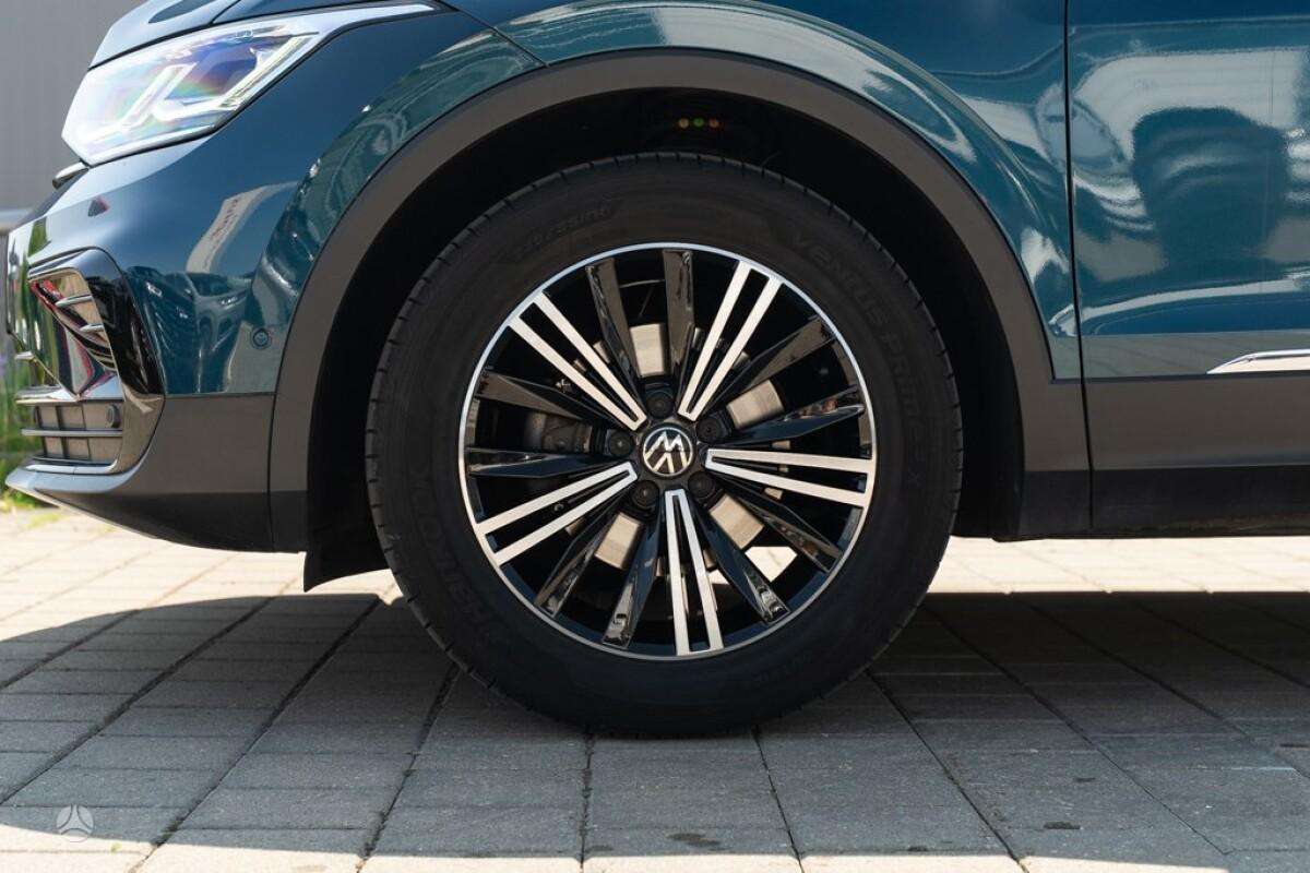 Volkswagen Tiguan - 4