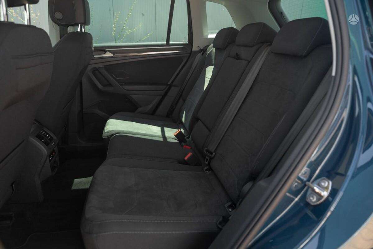 Volkswagen Tiguan - 9