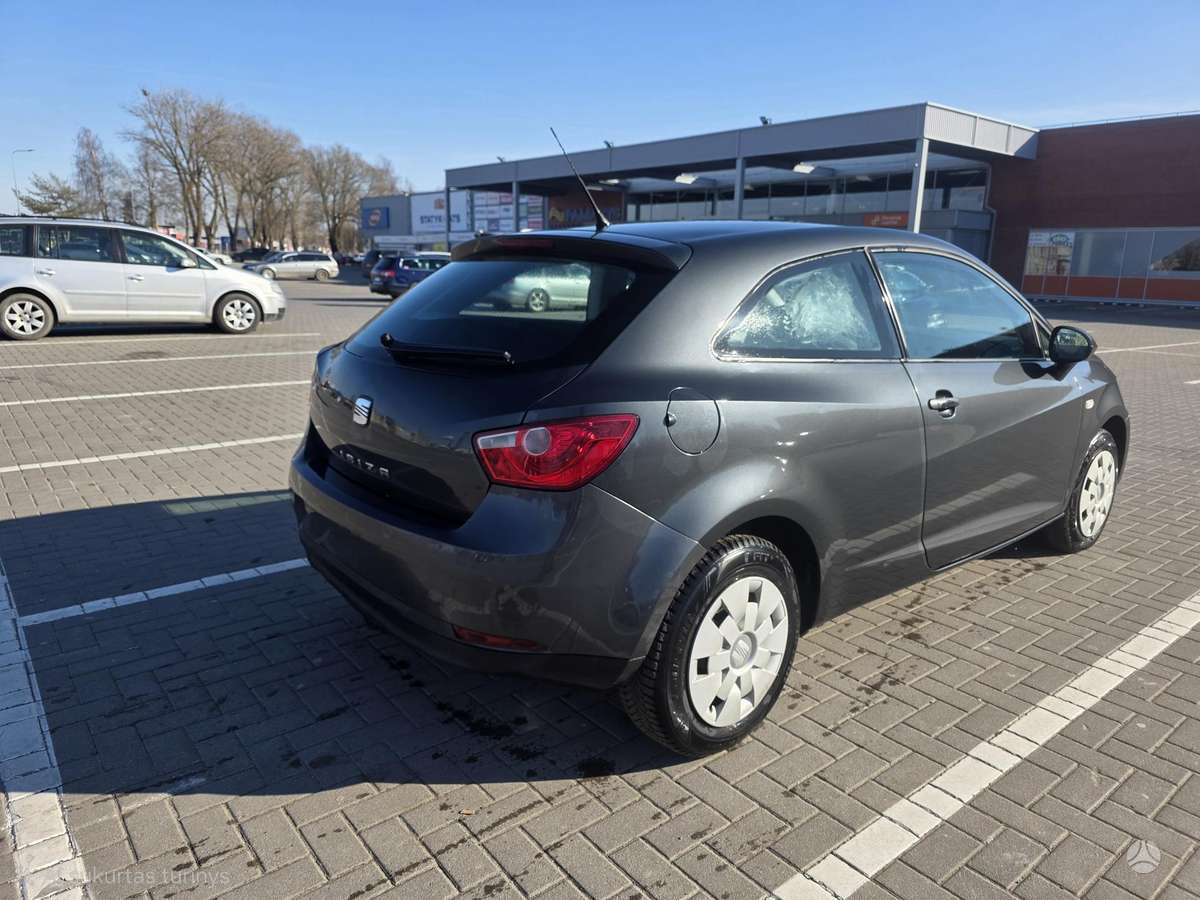 SEAT Ibiza - 5