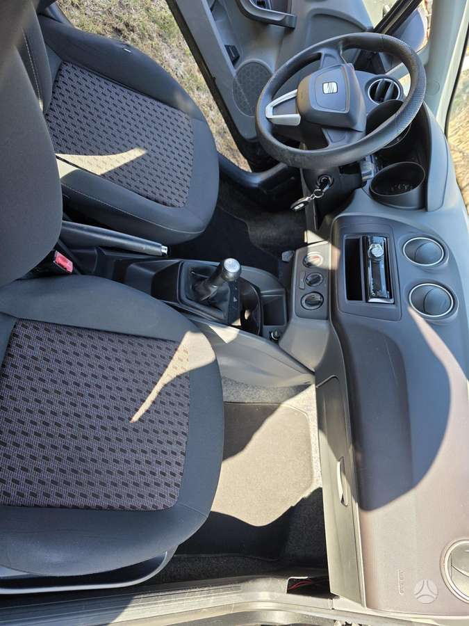 SEAT Ibiza - 12