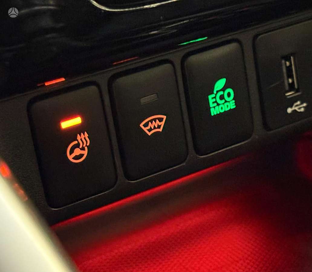 Mitsubishi Eclipse Cross, 1.5 l., off-road / crossover