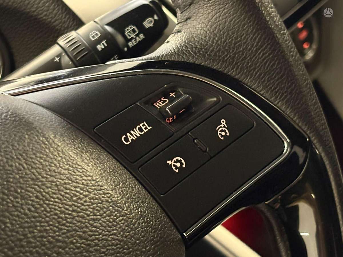 Mitsubishi Eclipse Cross, 1.5 l., off-road / crossover