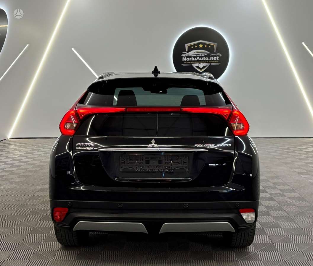 Mitsubishi Eclipse Cross, 1.5 l., off-road / crossover