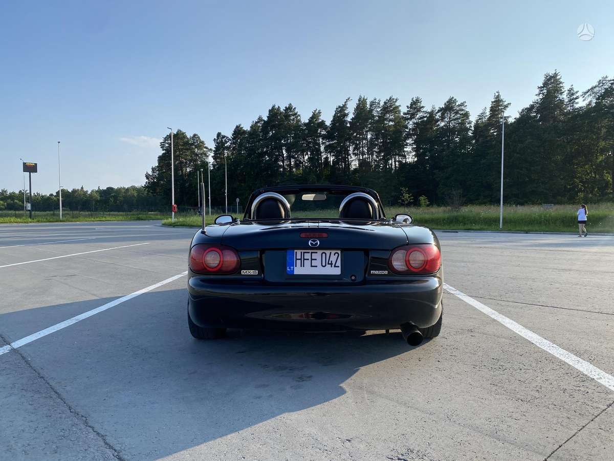 Mazda MX-5, 1.6 l., Кабриолет