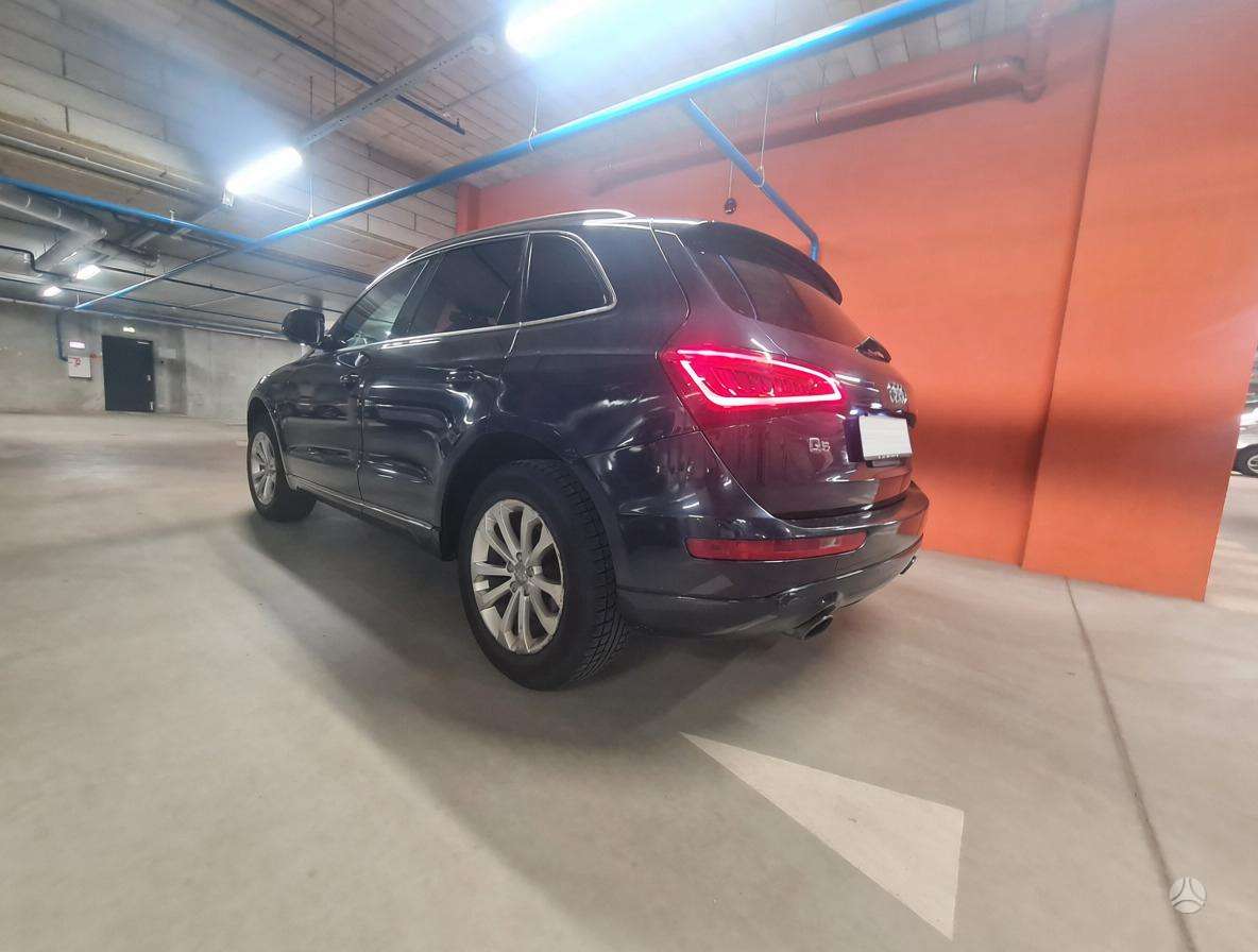 Audi Q5, 2.0 l., Внедорожник / Кроссовер