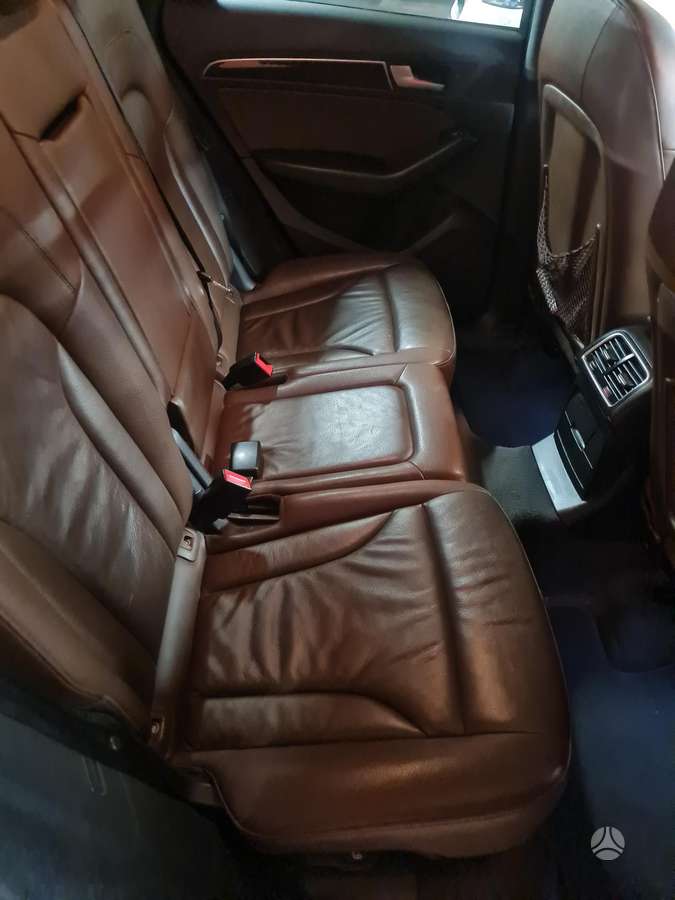 Audi Q5, 2.0 l., Внедорожник / Кроссовер