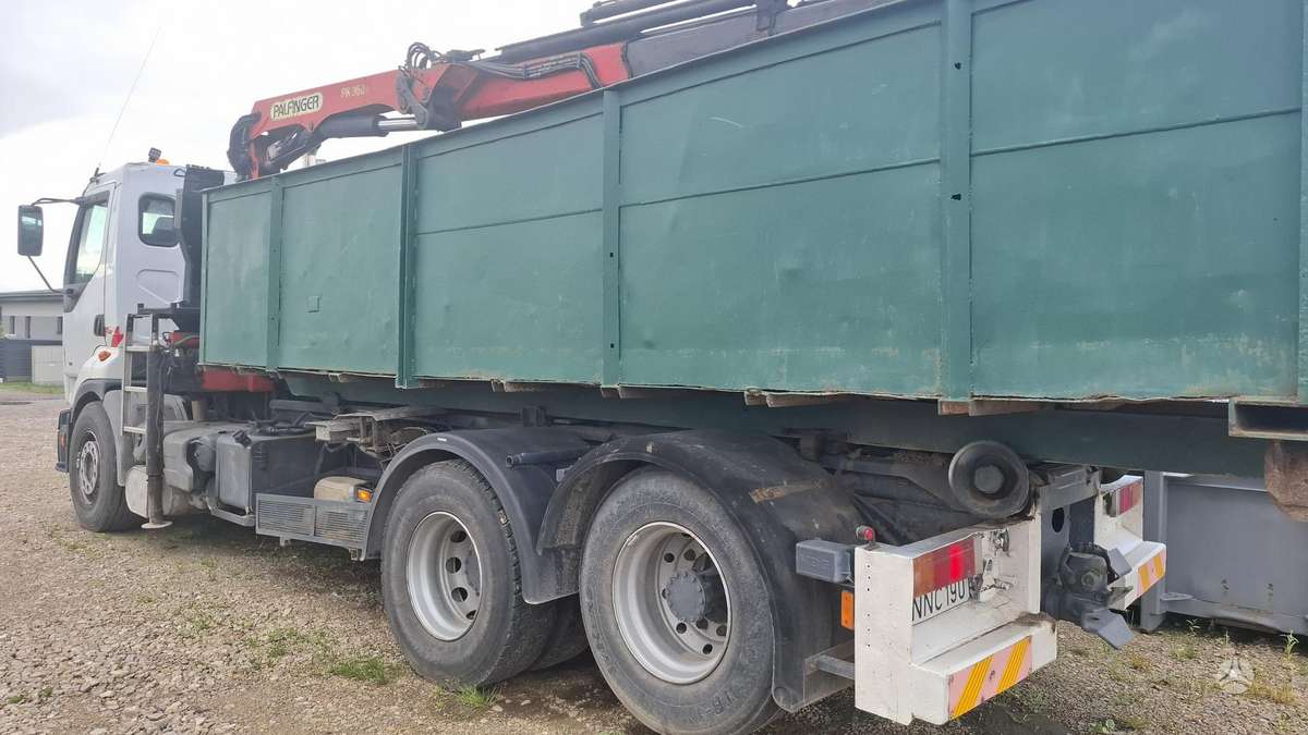 Renault Premium, dumpers with crane