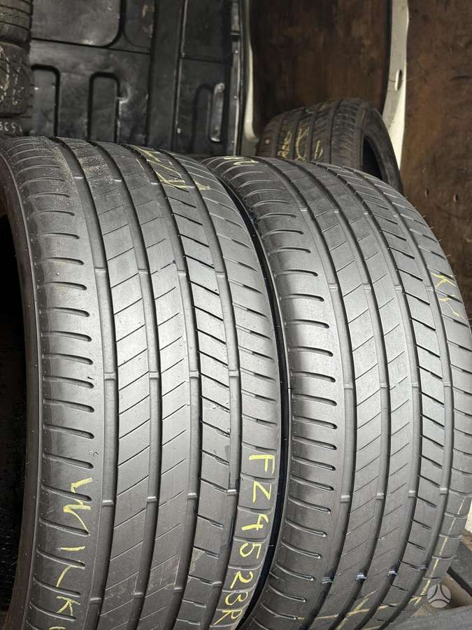 Bridgestone Aleza 001, летние 275/40 R20