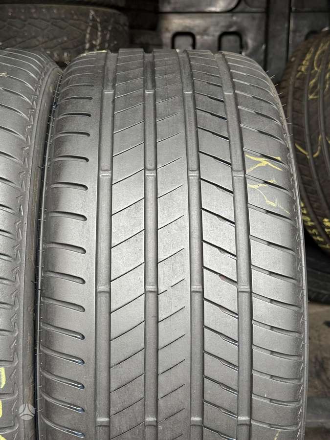 Bridgestone Aleza 001, летние 275/40 R20