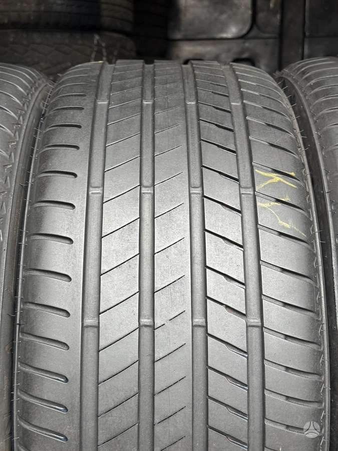Bridgestone Aleza 001, летние 275/40 R20
