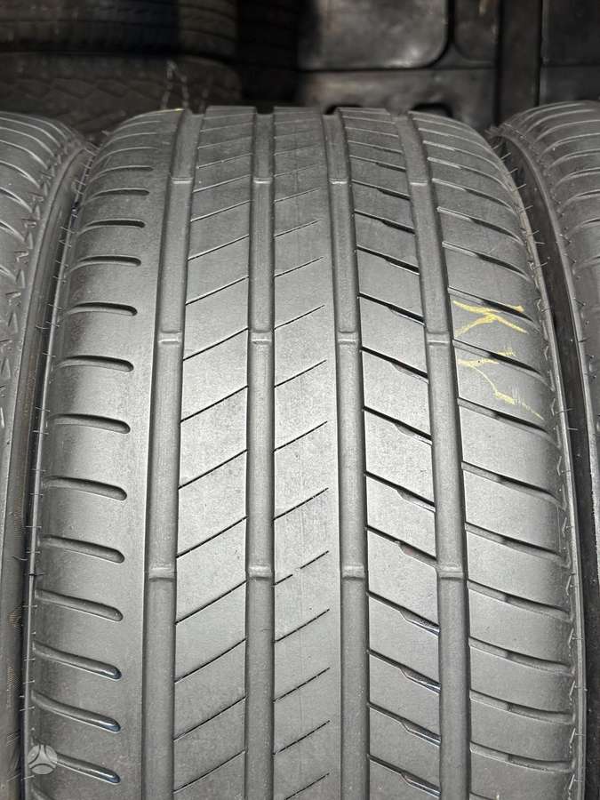 Bridgestone Aleza 001, summer 275/40 R20