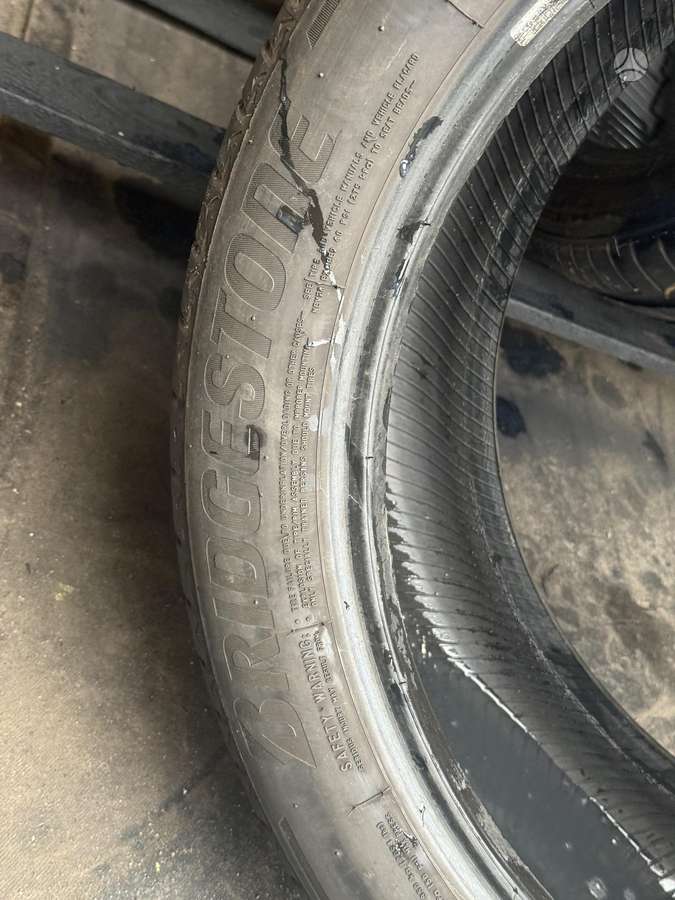 Bridgestone Aleza 001, summer 275/40 R20
