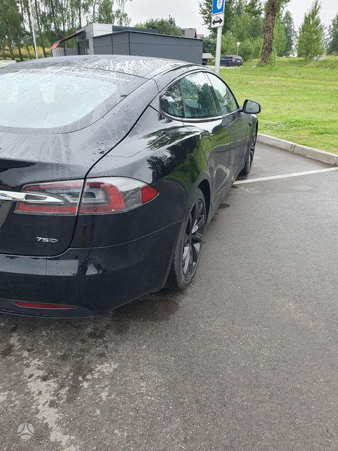 Tesla Model S, 75 кВт·ч, Седан