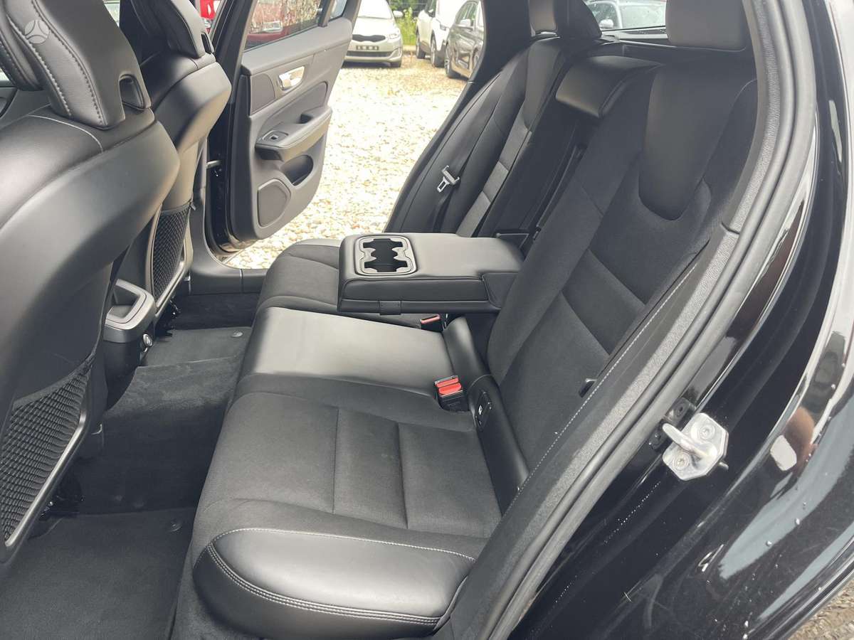 Volvo V60, 2.0 l., Универсал