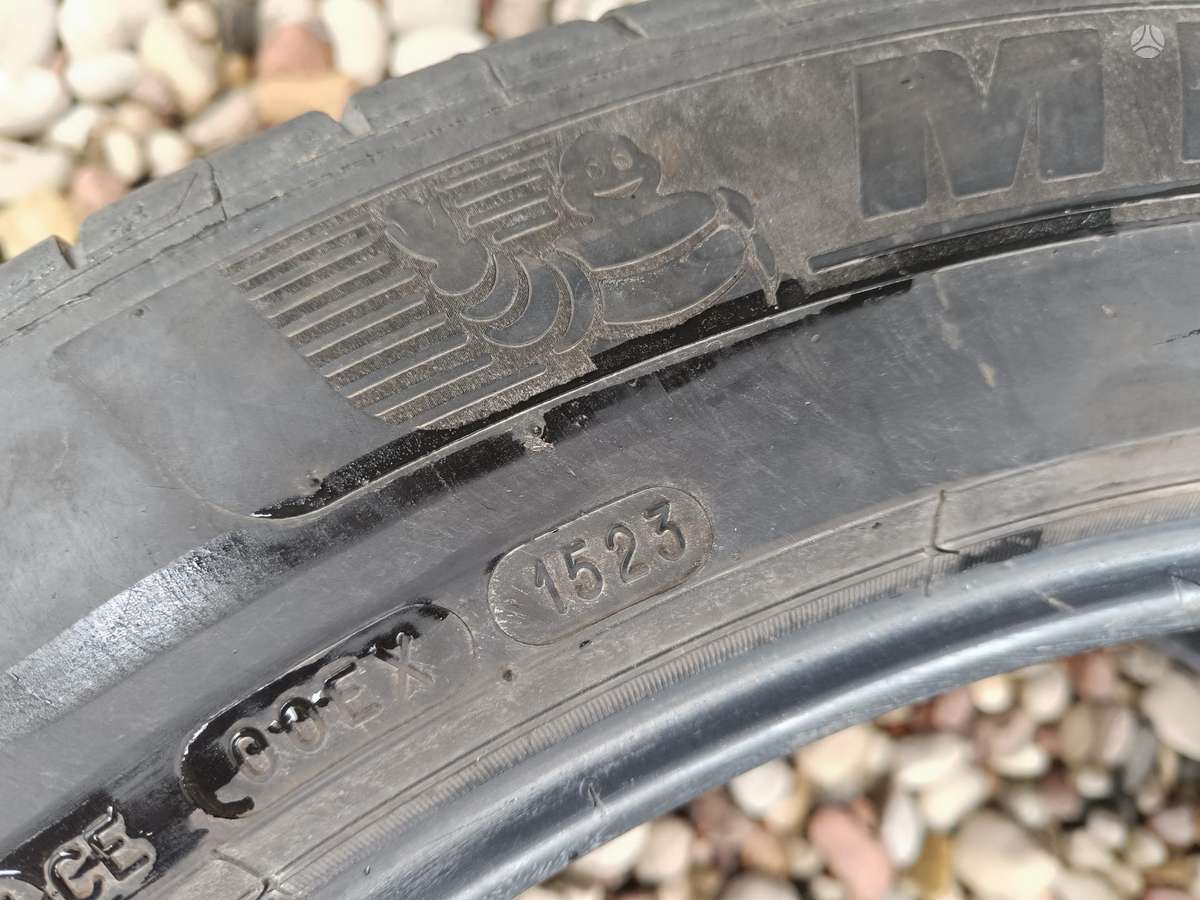 Michelin, summer 275/45 R21