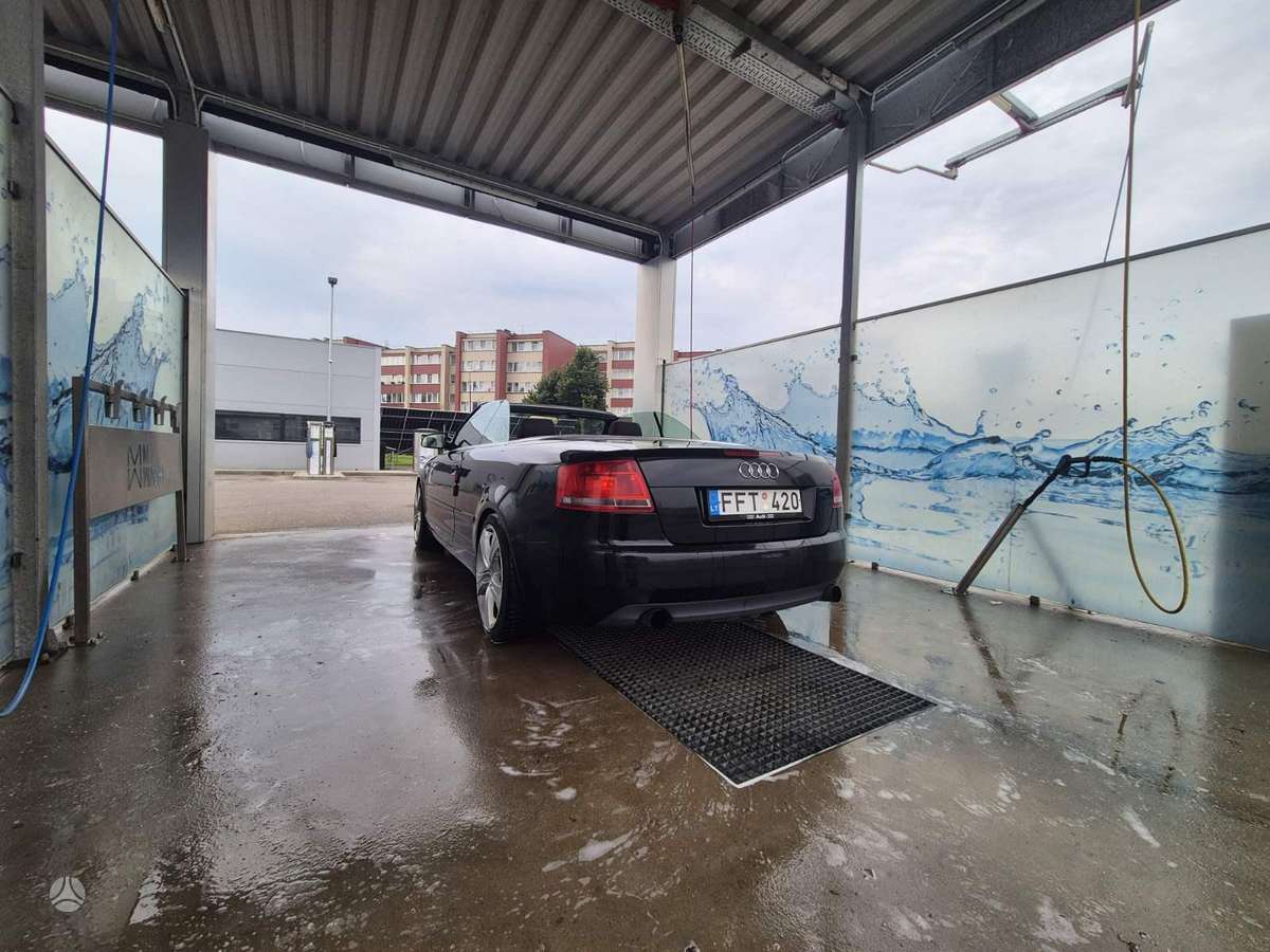 Audi Cabriolet, 2.5 l., convertible