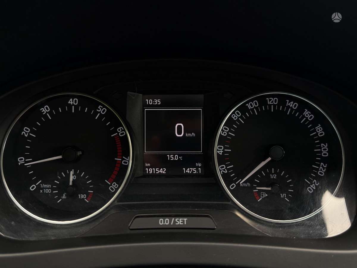 Skoda Rapid, 1.2 l., Хэтчбек