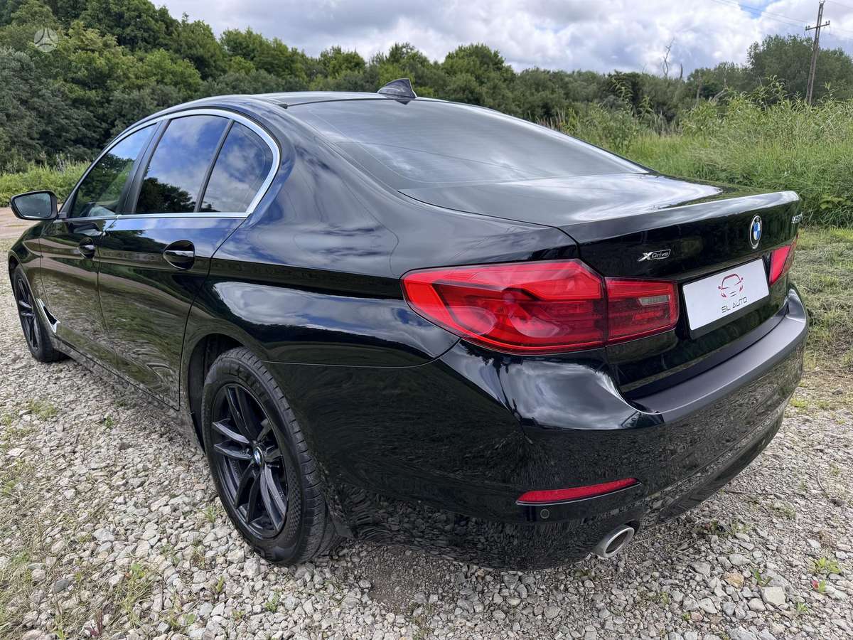 BMW 520, 2.0 l., Седан