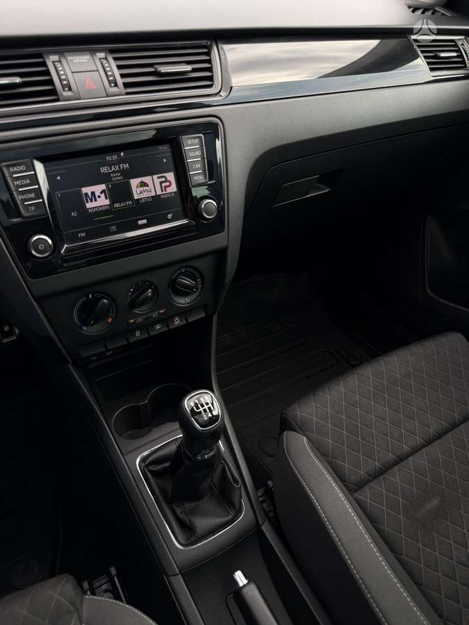 Skoda Rapid, 1.2 l., Хэтчбек