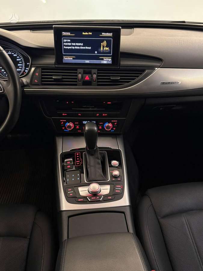 Audi A6 allroad, 3.0 l., Универсал