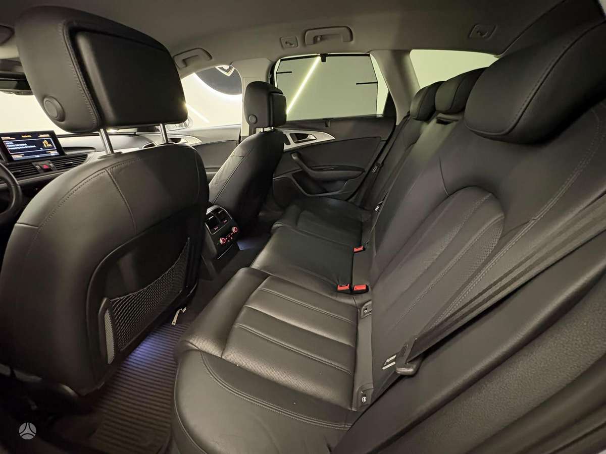 Audi A6 allroad, 3.0 l., Универсал