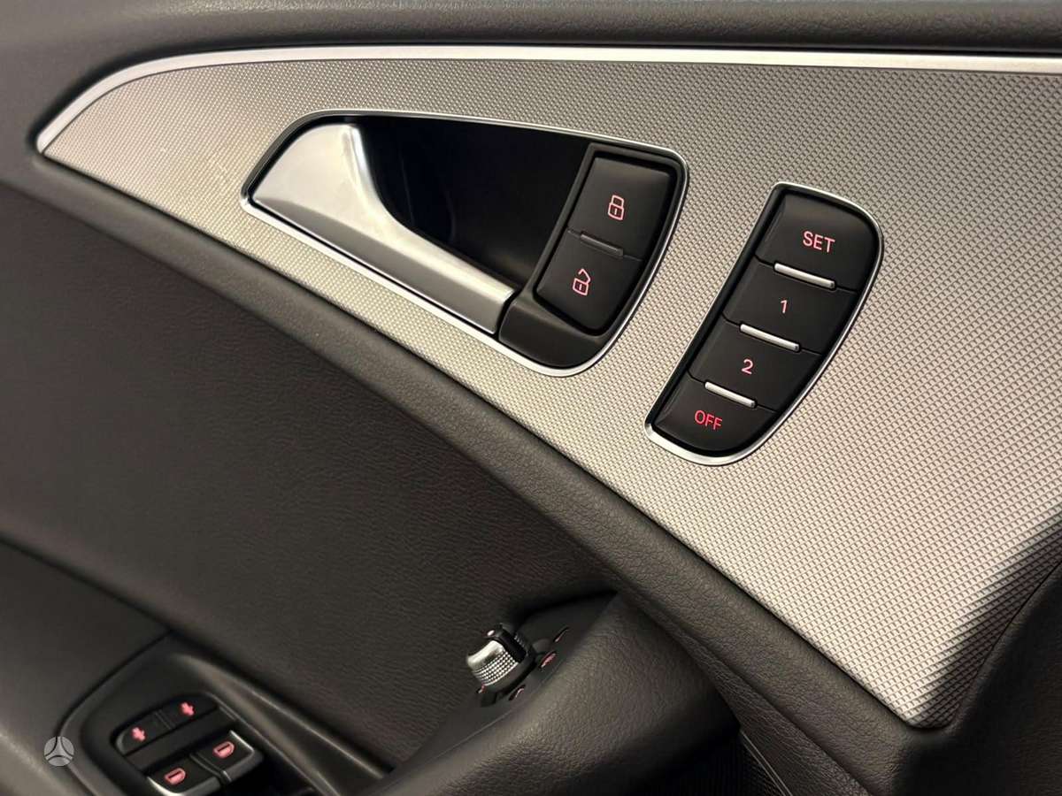Audi A6 allroad, 3.0 l., Универсал