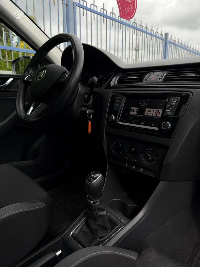 Skoda Rapid, 1.2 l., Хэтчбек