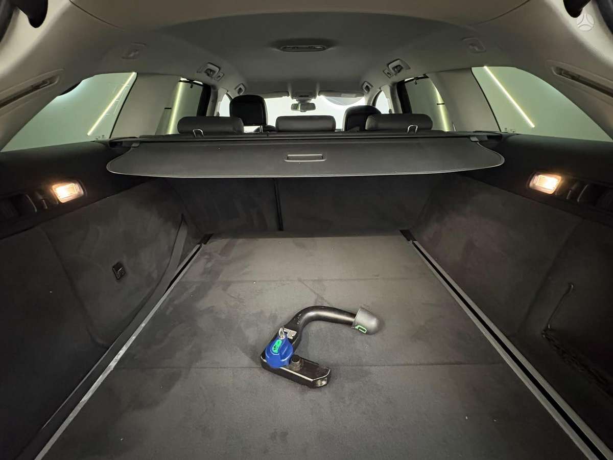 Audi A6 allroad, 3.0 l., Универсал